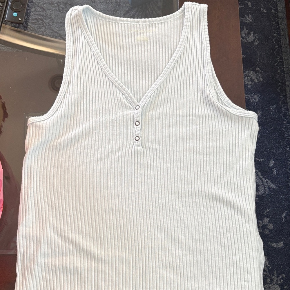 American Eagle Outfitters Ribbed V-Neck Tank Top in Light Blue